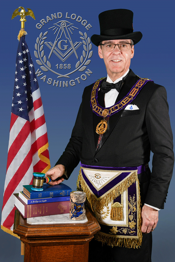 MW Steve Martin Installed as Grand Master of Masons in Washington