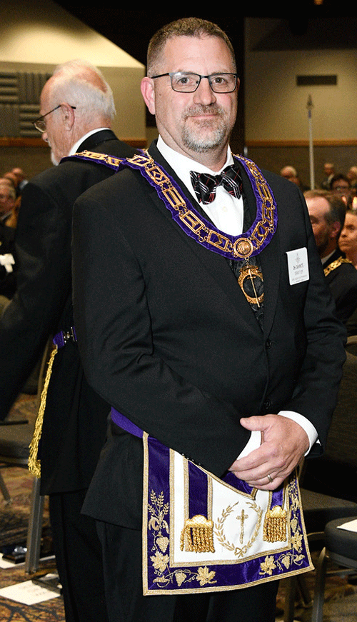 SW Dan White is installed as Grand Tyler of the Grand Lodge of Washington